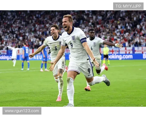 阿卡解锁全四强首进澳网半决赛